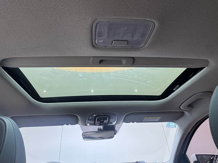 Hyundai Elantra 2022 car image #23