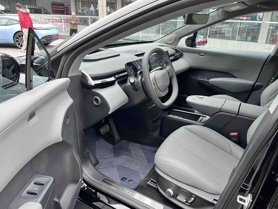 极氪 极氪X 2024 汽车图片 #23