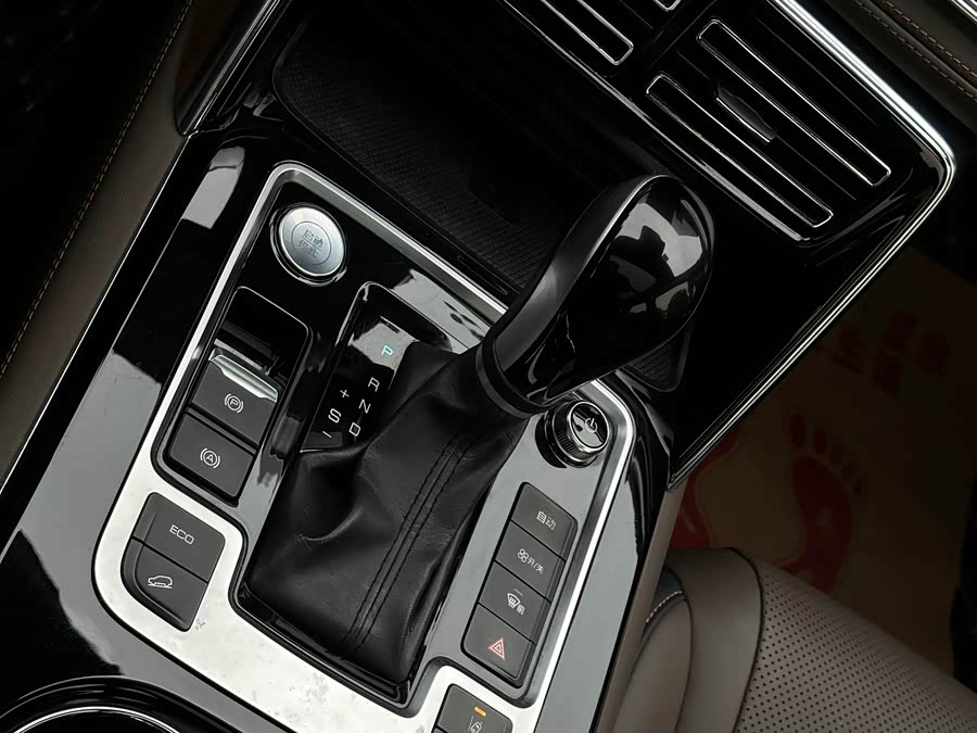 BYD Tang 2020 car image #23