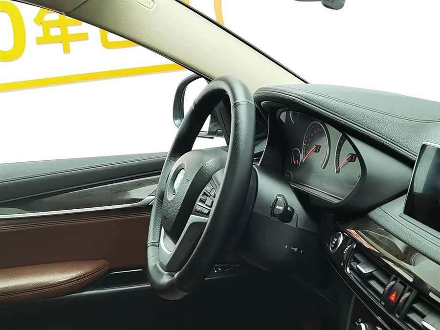 BMW X6 2016 immagine di auto #23