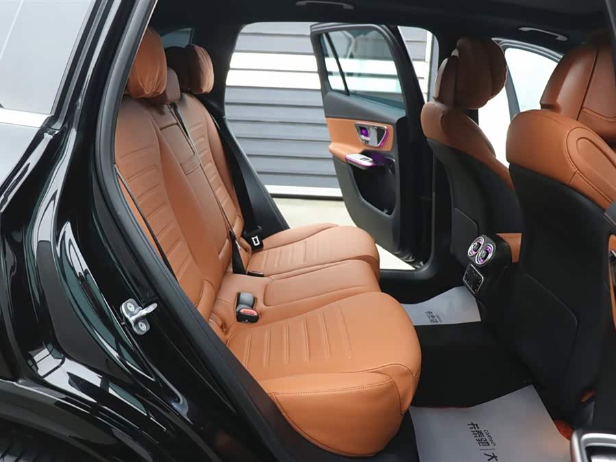 Mercedes-Benz GLC Class 2025 #23 Mercedes-Benz GLC Class 2025 car image #23