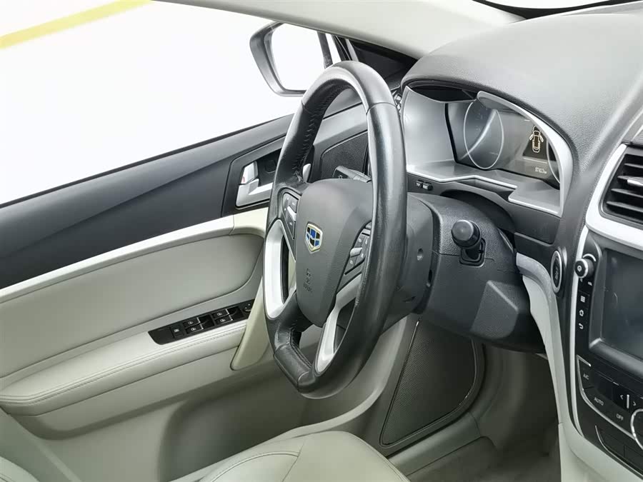 GEELY Emgrand 2015 car image #23