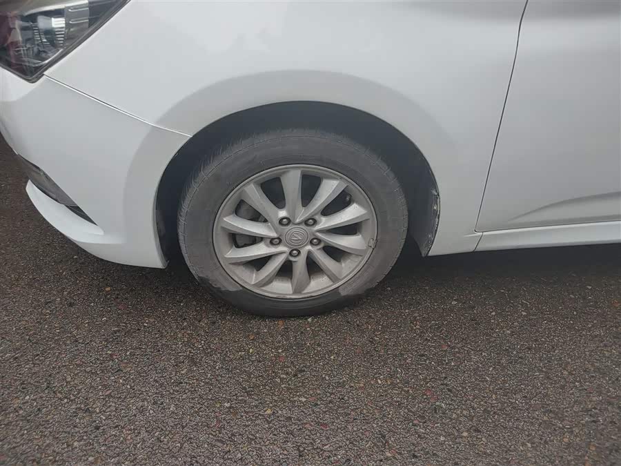 Changan Alsvin V7 2015 imagem de carro #23