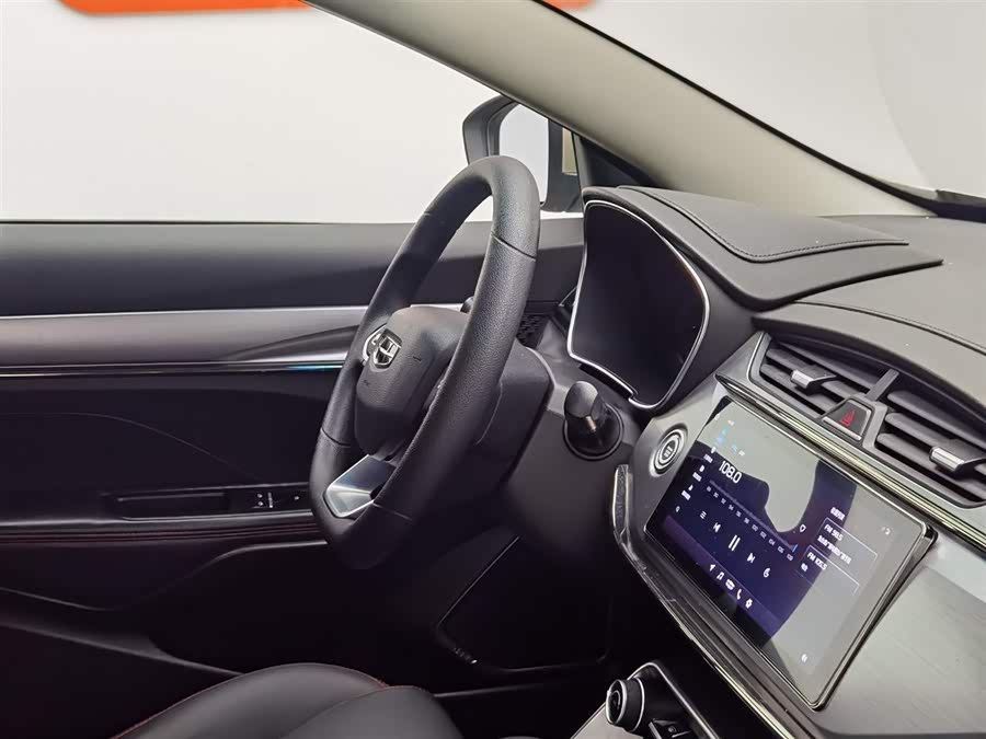 GEELY Binray 2019 car image #23