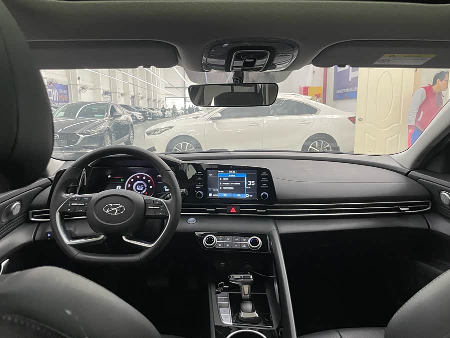 Hyundai Elantra 2021 car image #23
