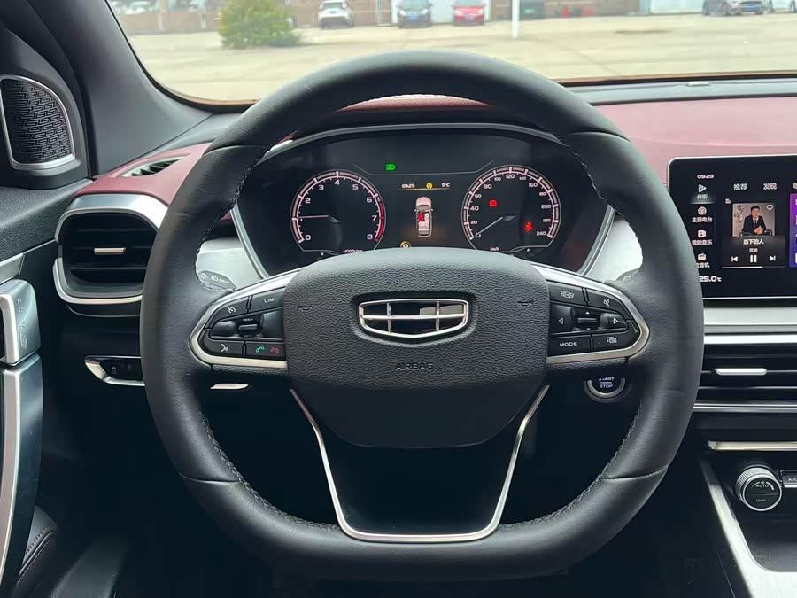 GEELY Coolray 2020 car image #23
