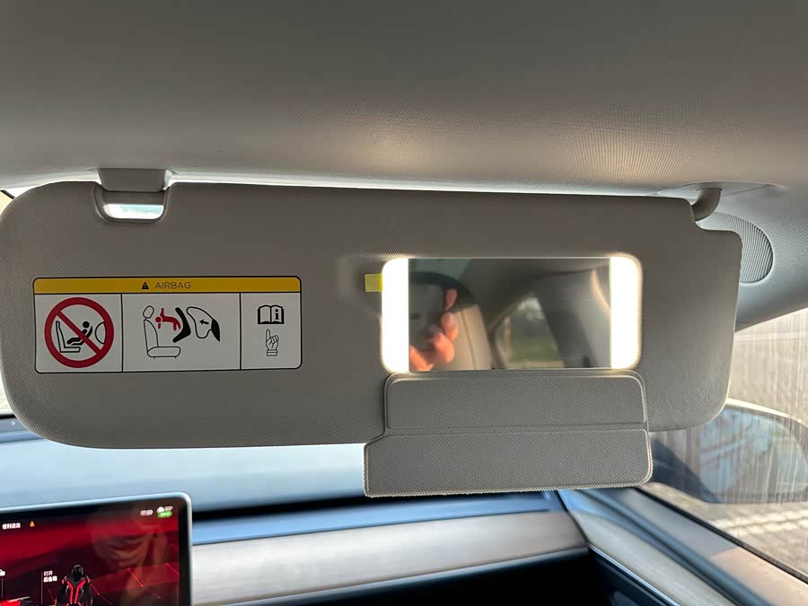Tesla Model Y 2022 #23 Tesla Model Y 2022 car image #23