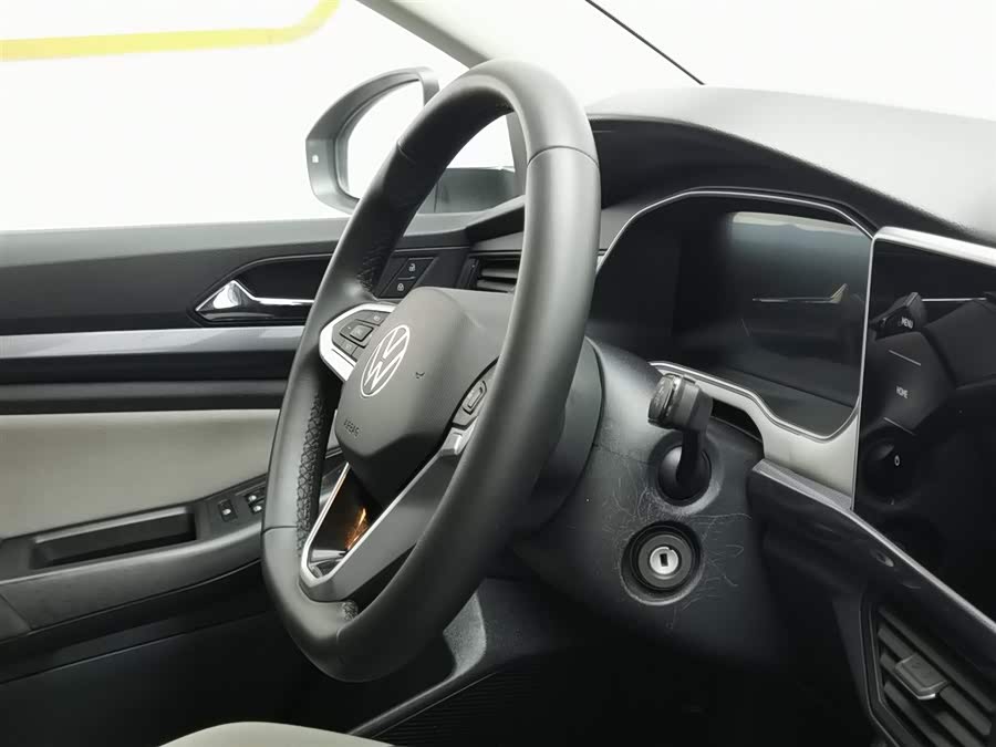 Volkswagen Bora 2024 car image #23