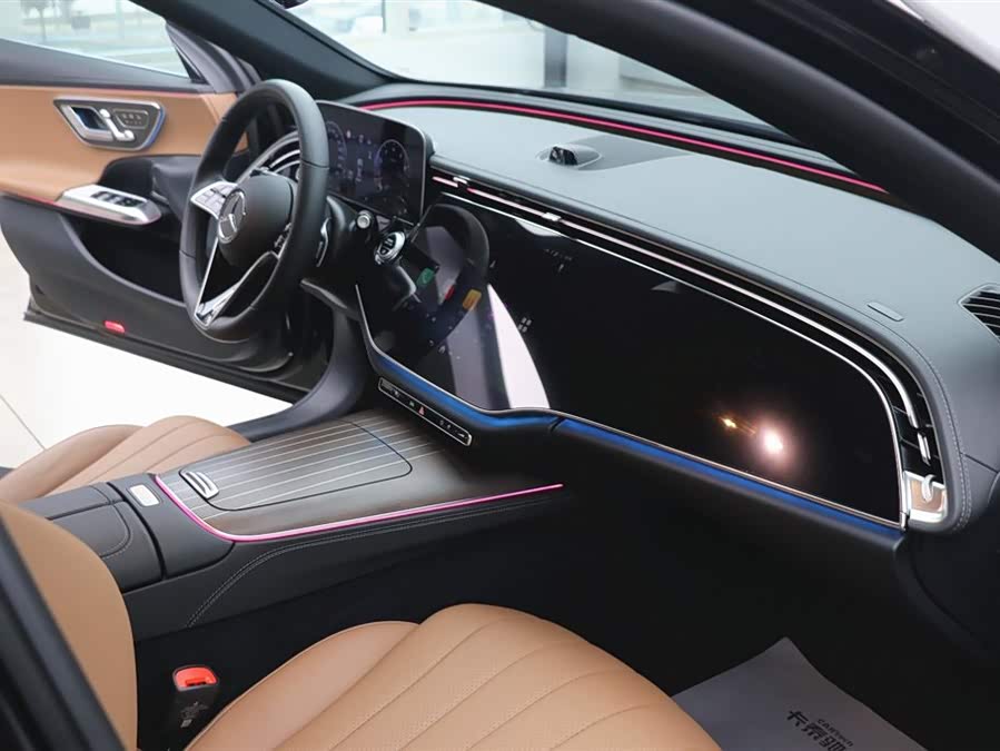 Mercedes-Benz E Class 2024 car image #23