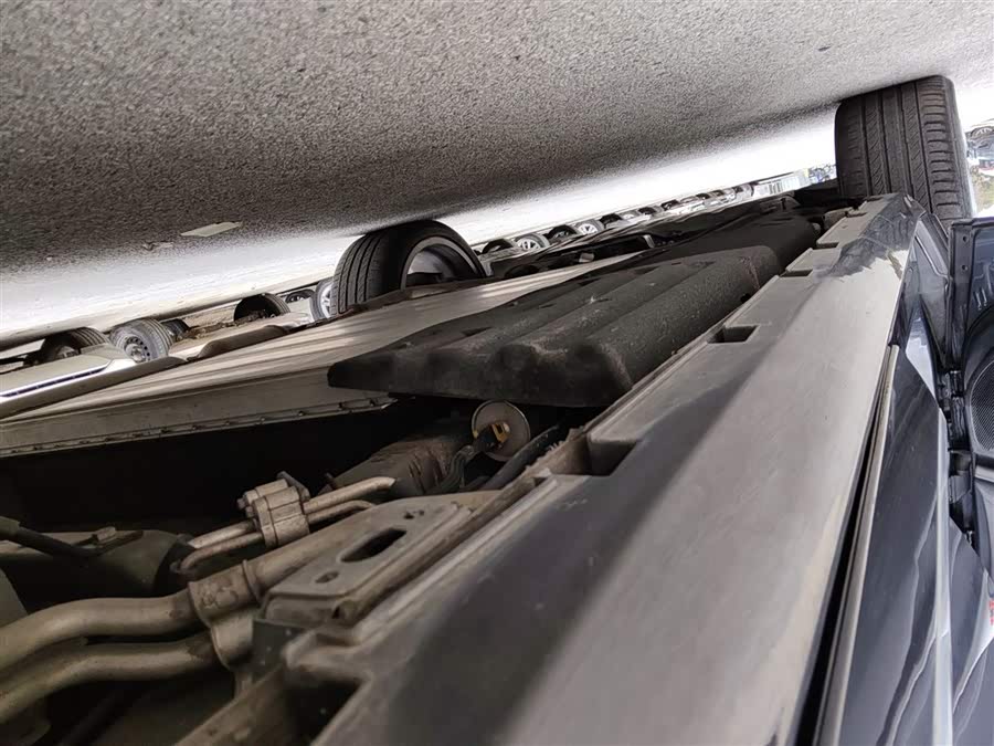 Denza X 2022 car image #23