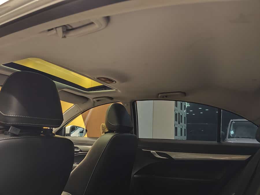 GEELY Emgrand 2020 #23 GEELY Emgrand 2020 car image #23