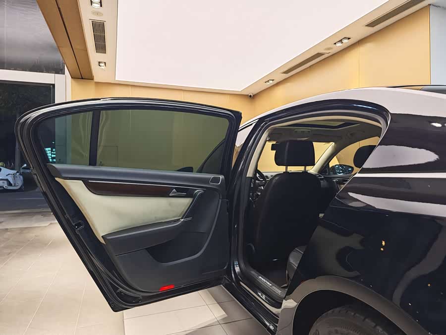 Volkswagen Magotan 2013 immagine di auto #23