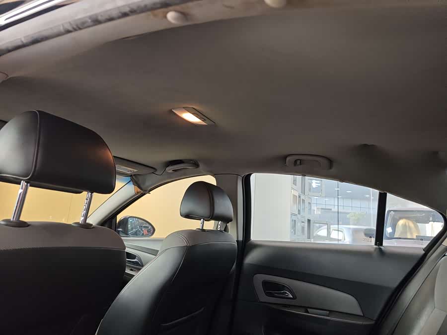 Chevrolet Cruze 2011 изображение автомобиля #23