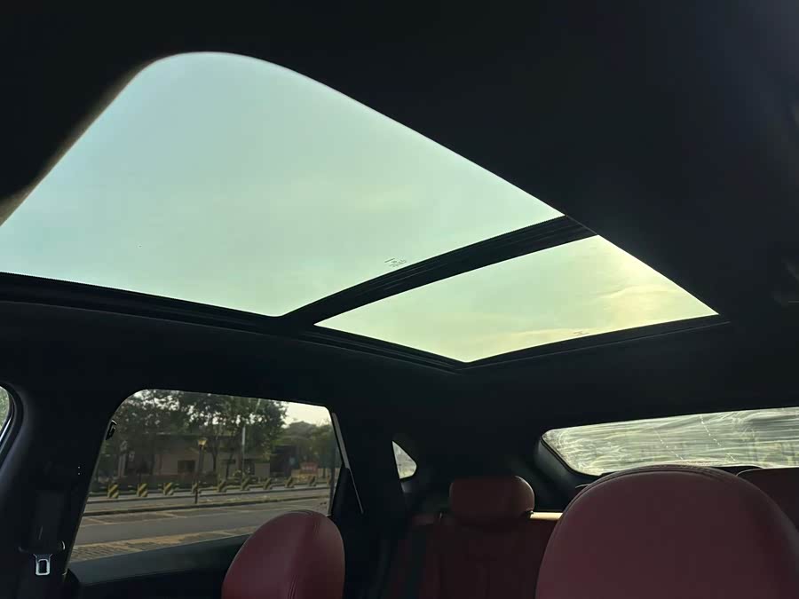 Forthing T5 EVO 2023 car image #23