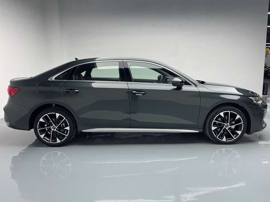 Audi A3 2025 car image #23