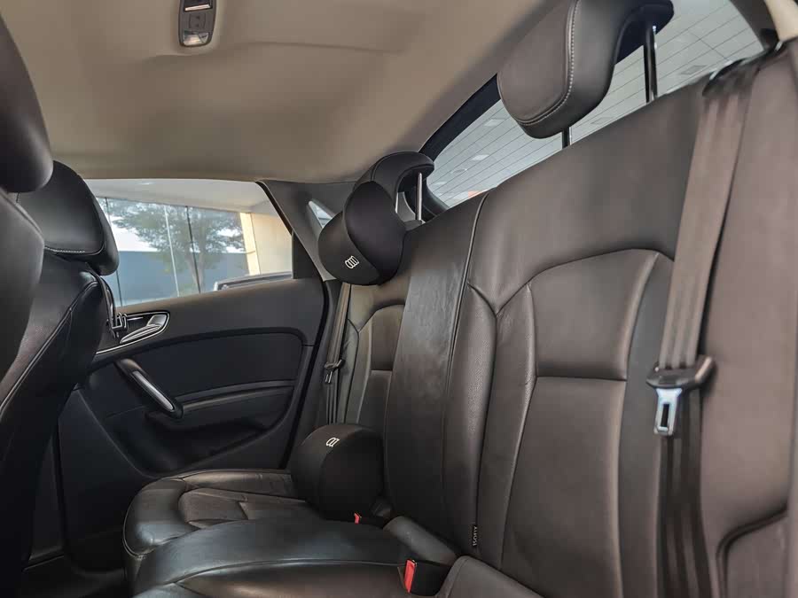 Audi A1 2013 car image #23