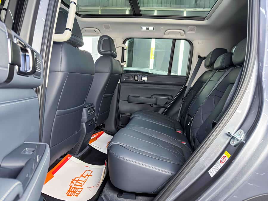 FangChengBao Leopard 5 2025 car image #23