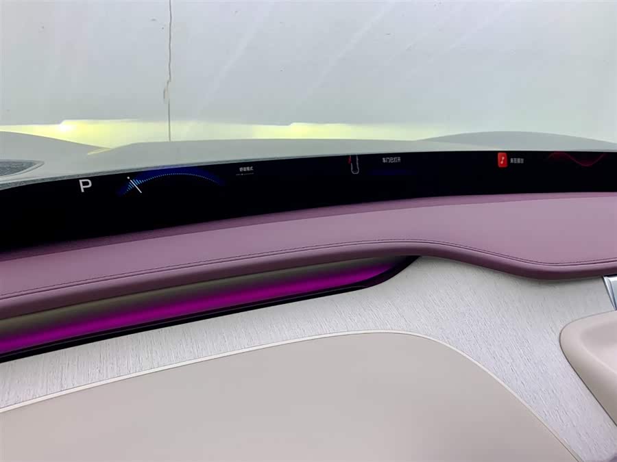 MI YU7 2025 car image #23