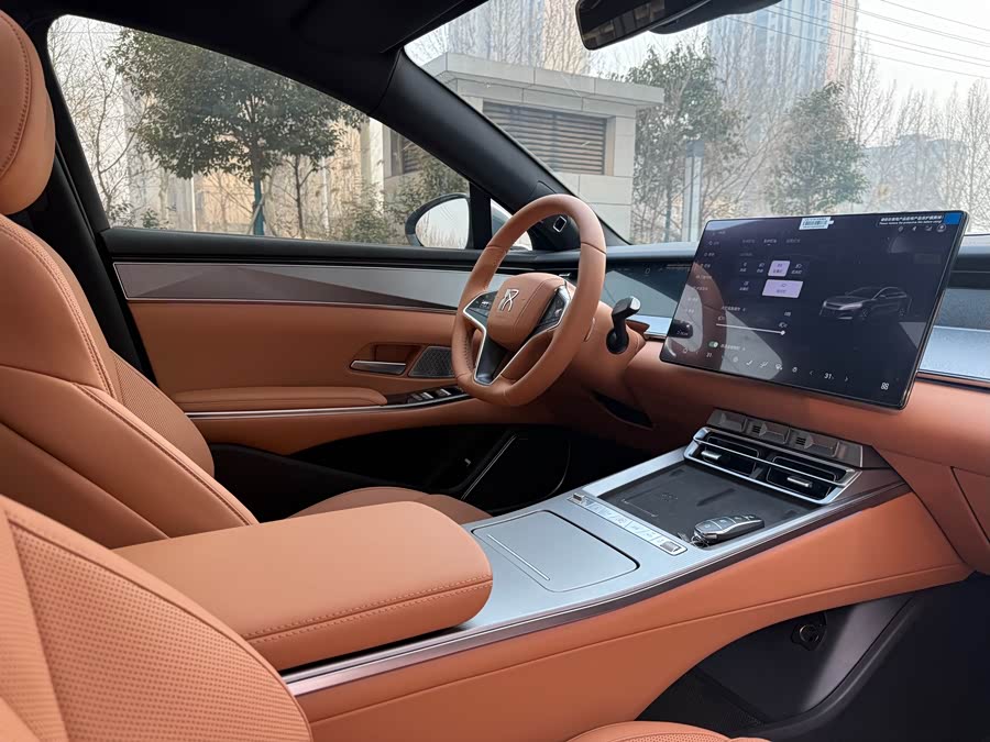 BYD Han 2025 car image #23