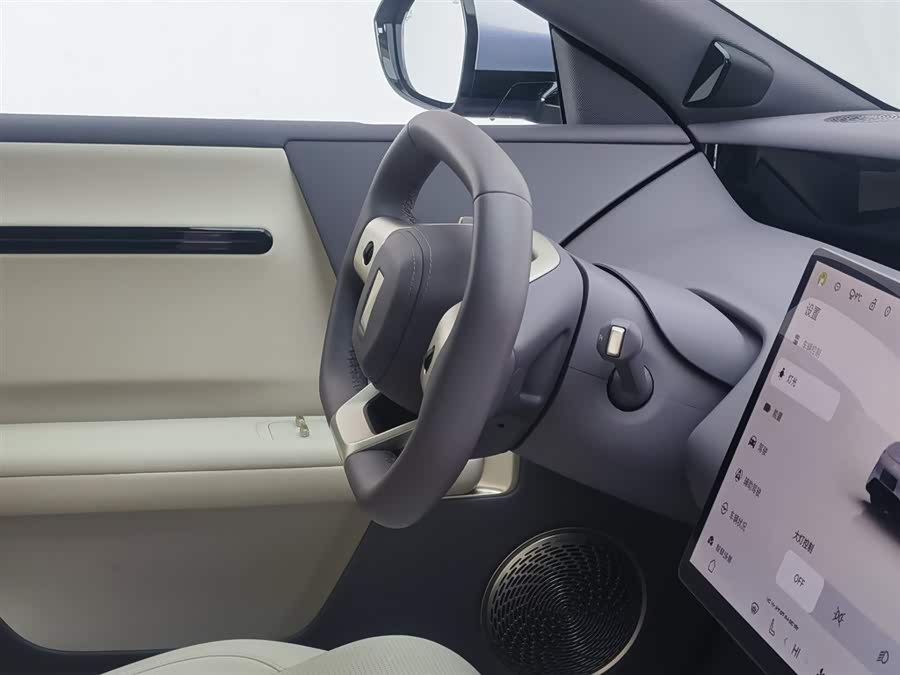 Avatr 06 2025 car image #23