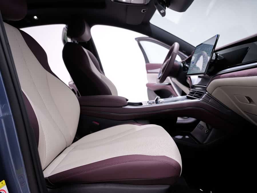 BYD Seal 07 DM-i 2025 #23 BYD Seal 07 DM-i 2025 car image #23