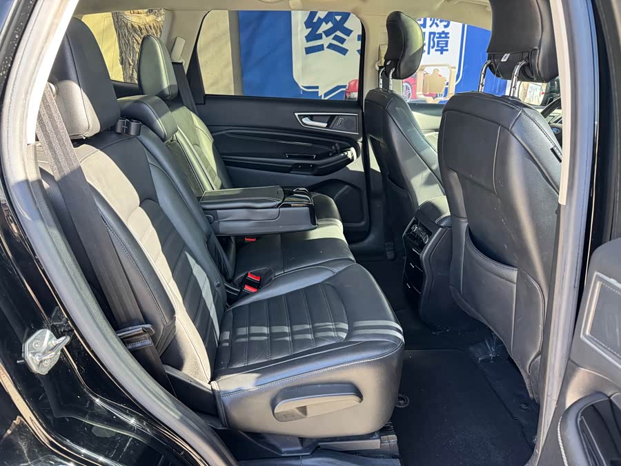 Ford Edge 2017 изображение автомобиля #23