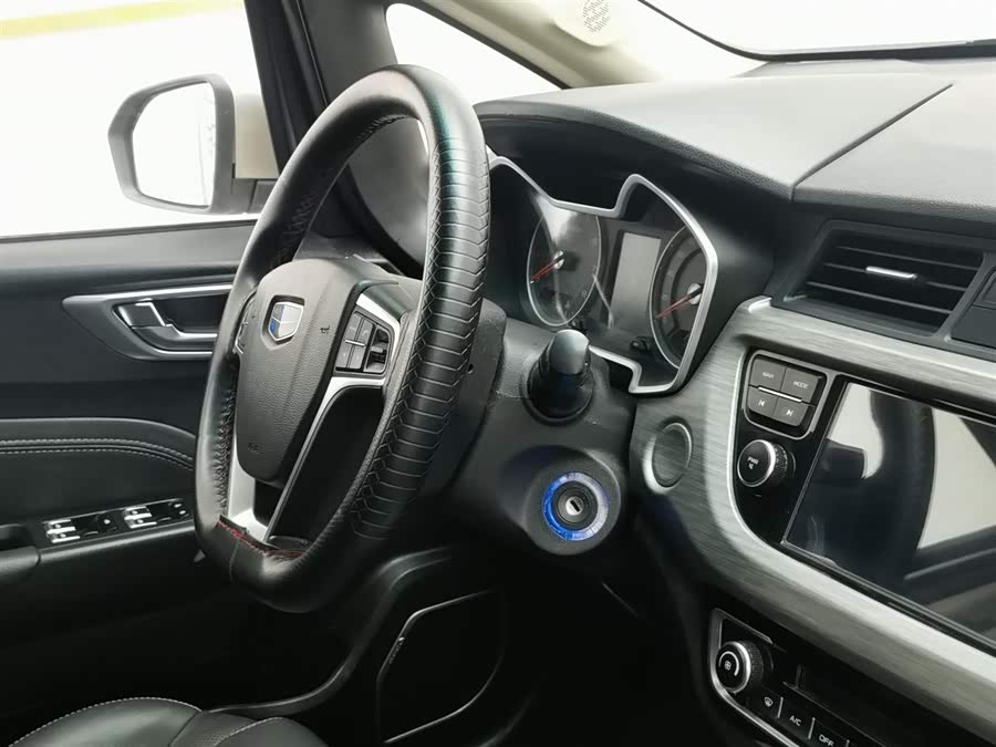 Vision X3 2018 immagine di auto #23
