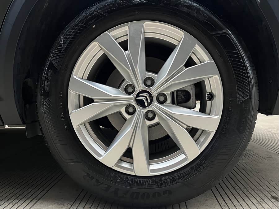 Citroen C5 X 2024 car image #23