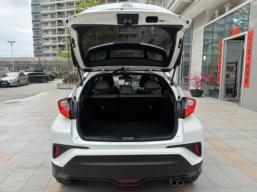 Toyota Izoa 2021 car image #23