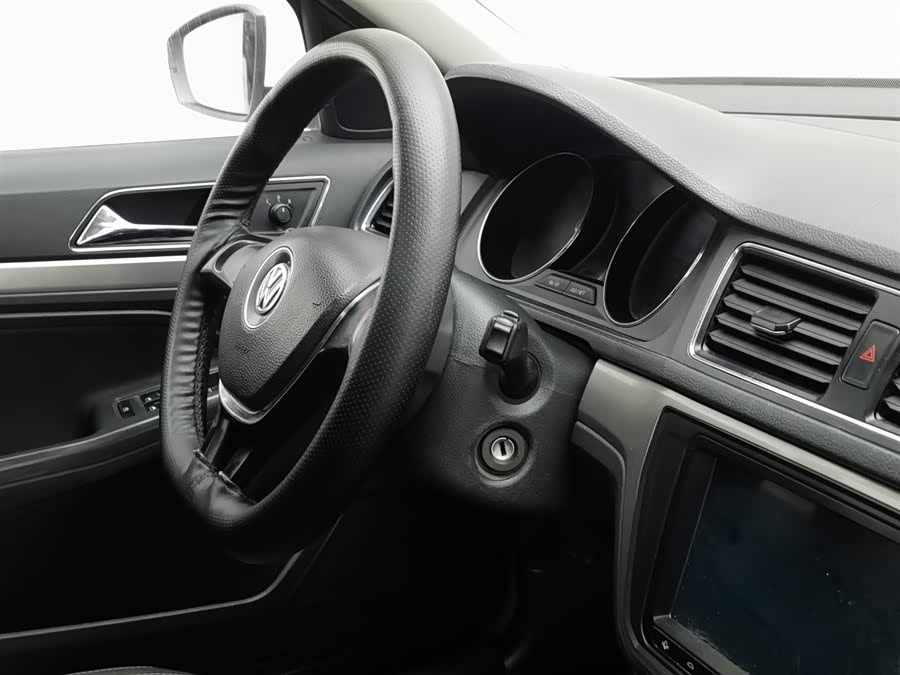 Volkswagen Lavida 2016 car image #23