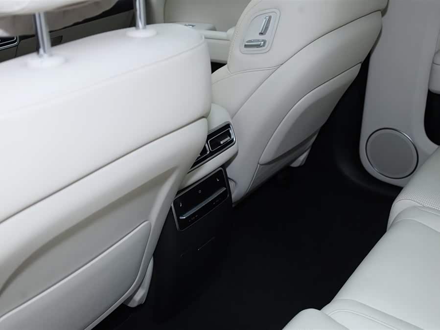 Li L7 2023 car image #23