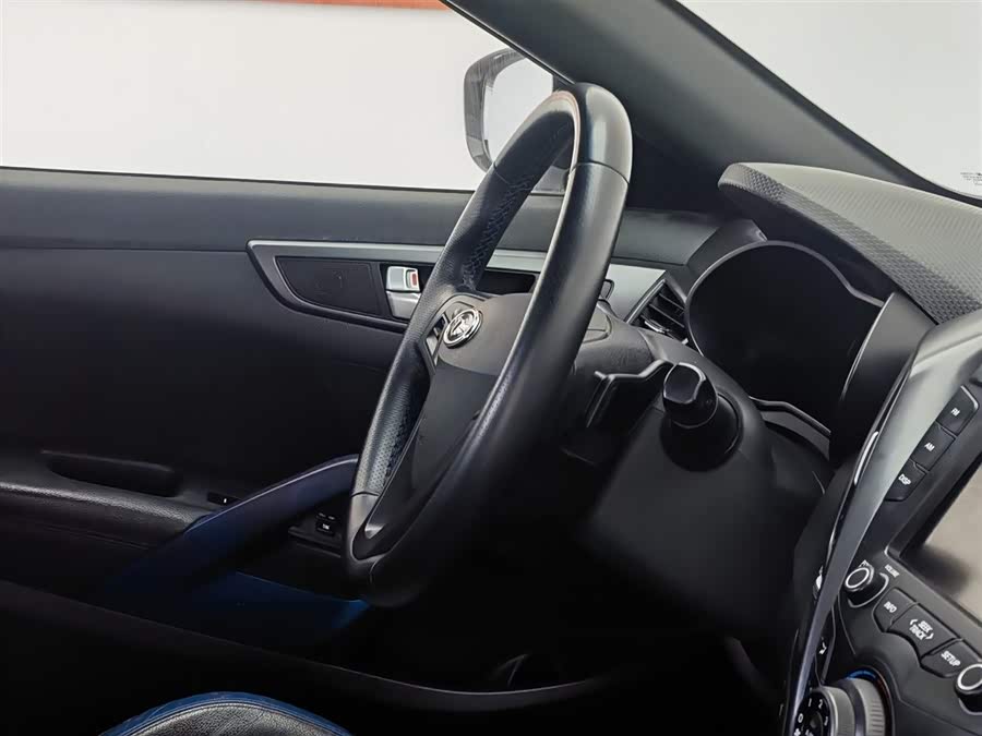 Hyundai Veloster 2016 immagine di auto #23