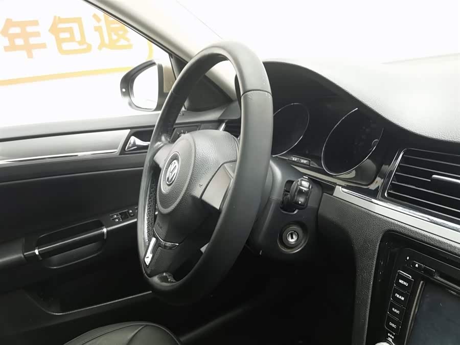 Volkswagen Bora 2013 immagine di auto #23