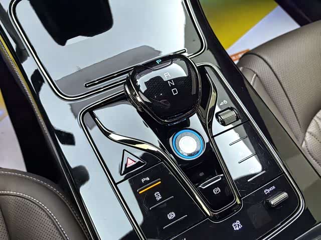 BYD Han 2024 #23 BYD Han 2024 car image #23