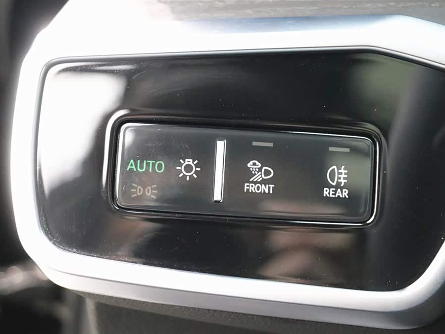 Audi A6L 2025 car image #23