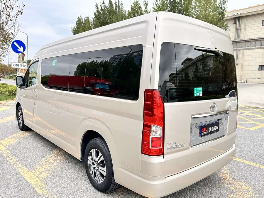 Toyota 2022 car image #23