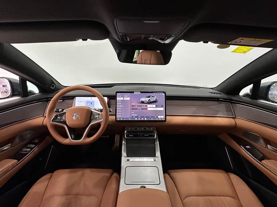 BYD HanL 2025 car image #23