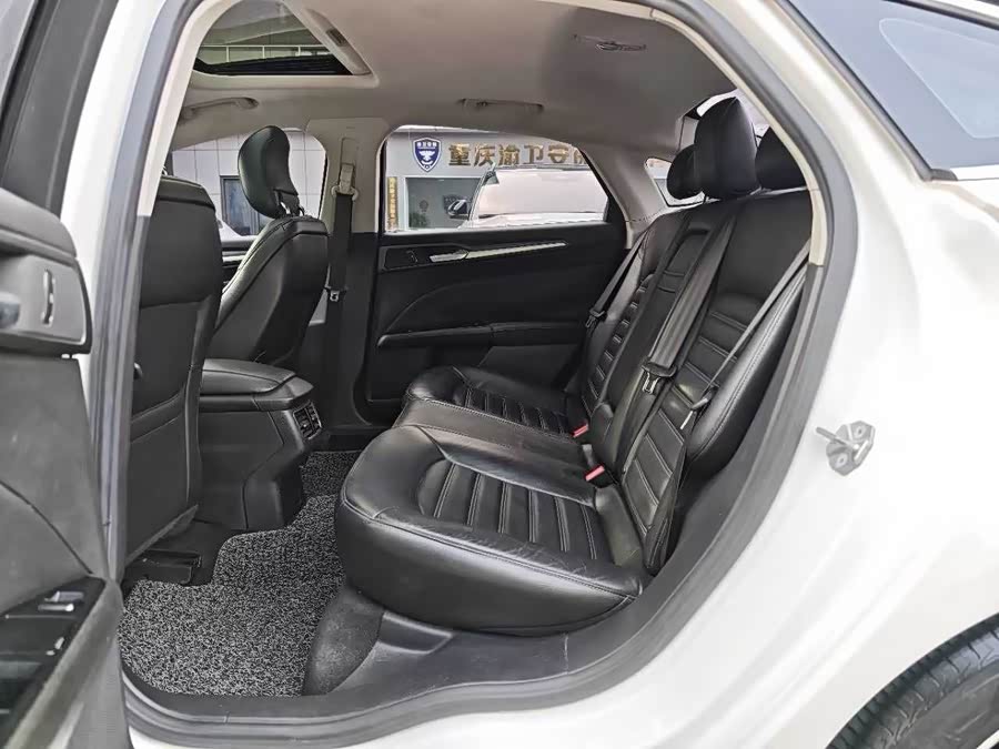 Ford Mondeo 2016 صورة سيارة #23