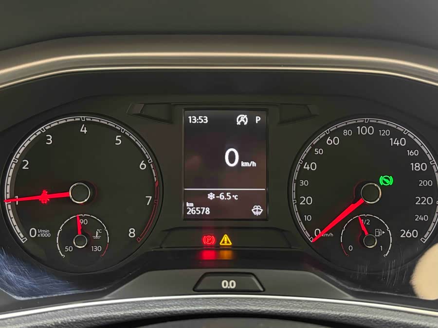 Volkswagen T-Roc 2021 car image #23