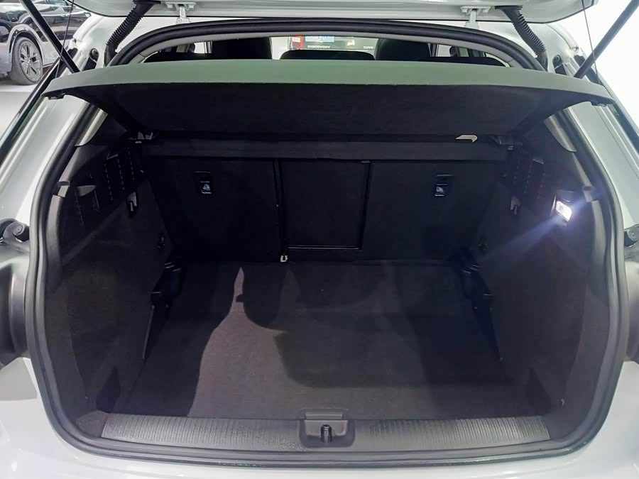 Audi Q2L 2020 imagem de carro #23