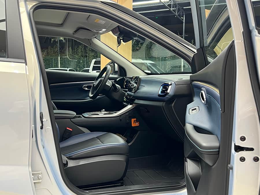 GAC Trumpchi GS3 2024 car image #23