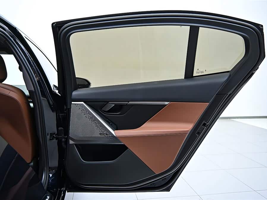 BMW 5 Series 2024 car image #23