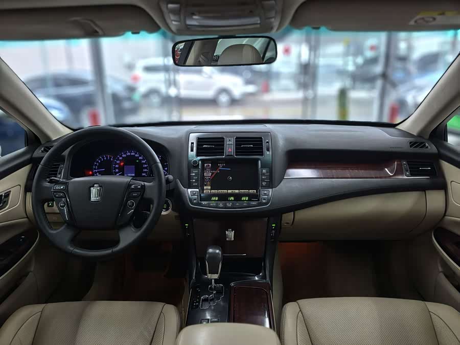 丰田 皇冠 2011 汽车图片 #23