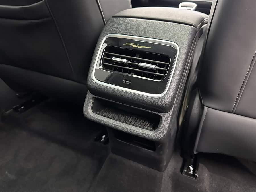 Chery Tiggo 8 PRO 2023 immagine di auto #23