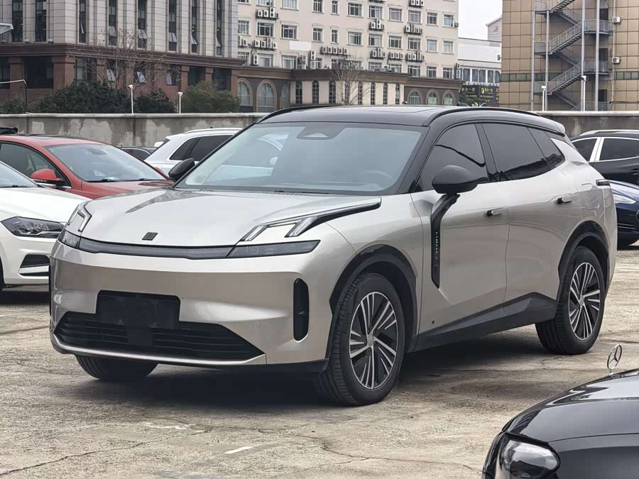 Lynk & Co 08 EM-P 2023 car image #23