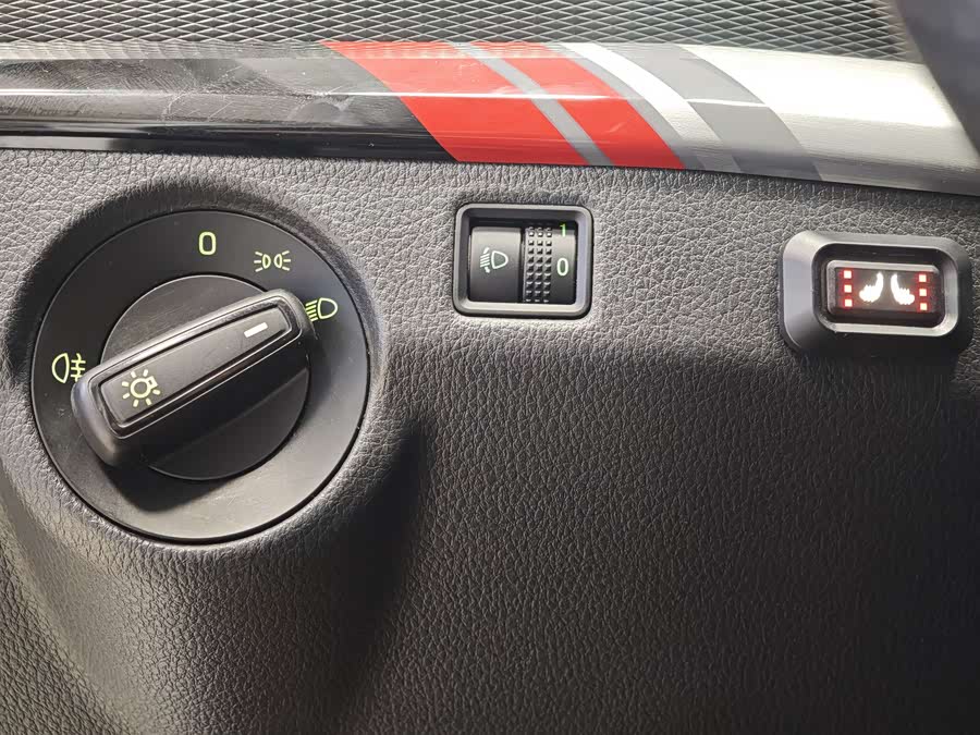 Skoda Kamiq 2021 car image #23