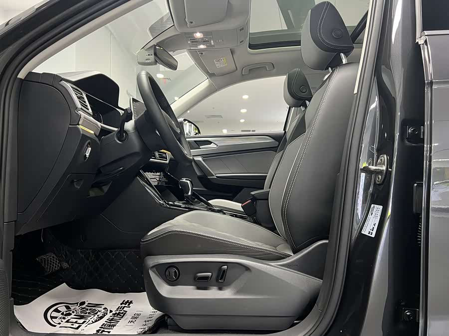 Volkswagen Tayron 2022 car image #23