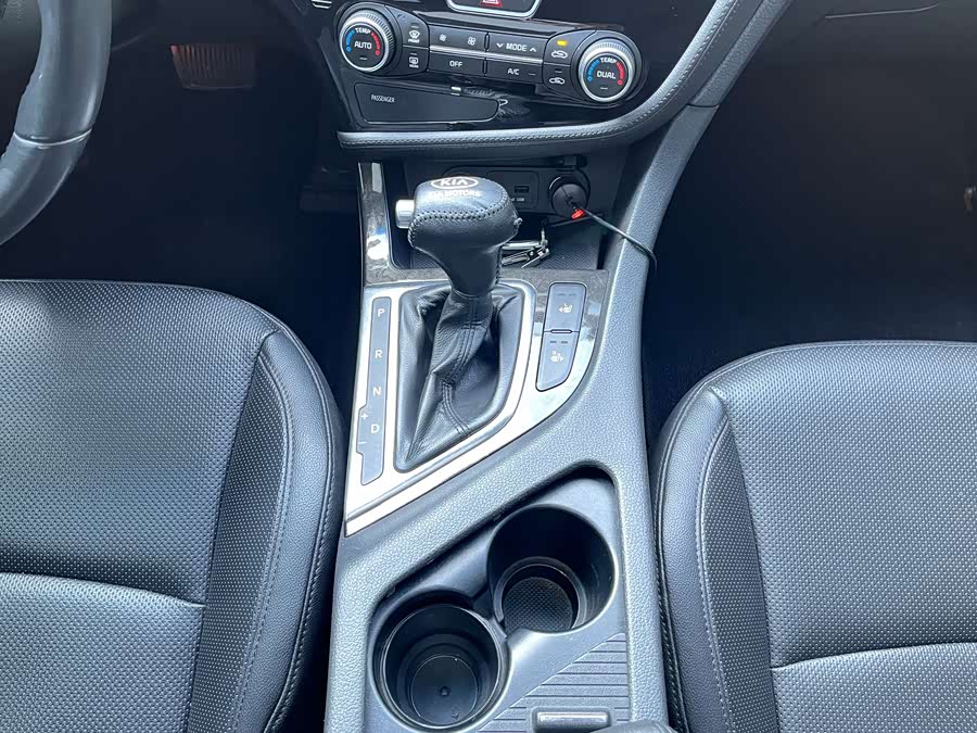 起亚 起亚K5 2015 汽车图片 #23