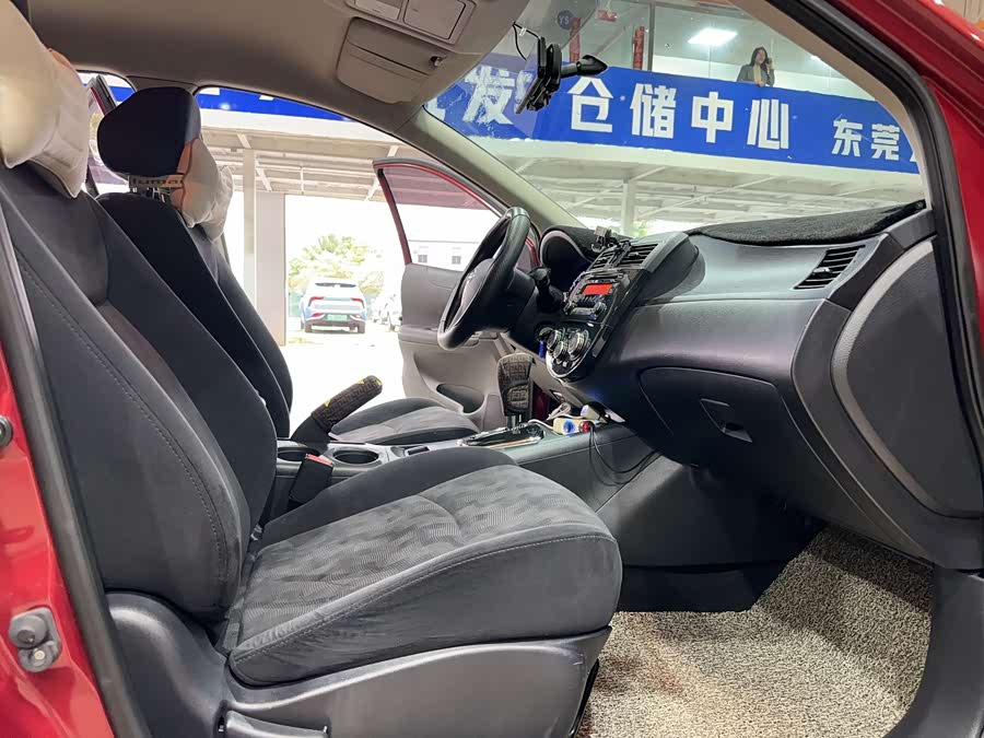 日产 骐达TIIDA 2015 汽车图片 #23