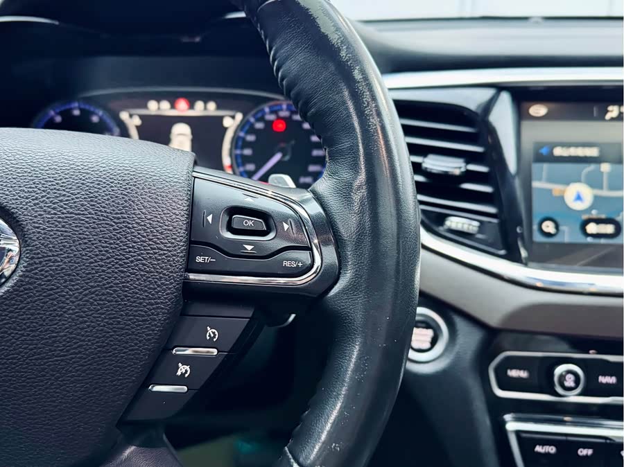 GAC Trumpchi GS8 2017 car image #23